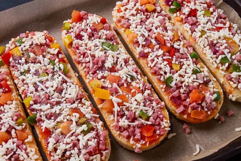 Pizza on a baguette, top view, close-up, no people, fast food, street food