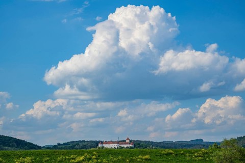 Castle of Wörth an der Donau with huge clouds above, Upper Palatinate, Bavaria, Germany, Europe