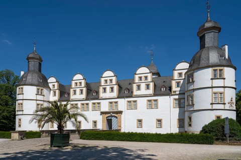 Neuhaus Castle, moated castle, Weser Renaissance, Paderborn, Westphalia, North Rhine-Westphalia,