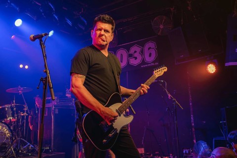 Chris Demakes, singer and guitarist of Less Thank Jake live at Berlin SO36 on 31.07.2024