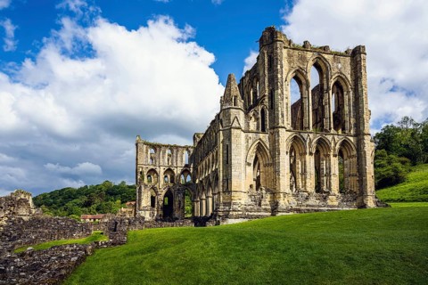 Rievaulx Abbey, North York Moors National Park, North Yorkshire, England, UK
