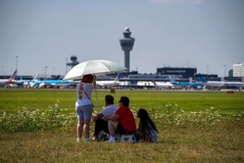 Amsterdam Schiphol Airport, planespotters, aircraft enthusiasts, at the Buitenveldertbaan, watch
