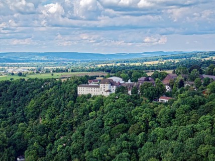 Fürstenberg Castle, a Spornburg with the Fürstenberg porcelain manufactory, is situated on the