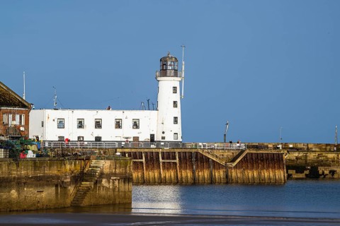 Scarborough Lighthouse and Harbour, Vincent Pier, Scarborough, North Yorkshire, England, United