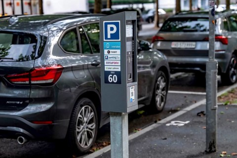 Digital parking meter