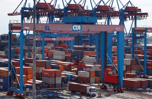 Hamburg, 19 June 2009, Container Terminal Altenwerder, Hamburger Hafen und Logistik AG, HHLA,