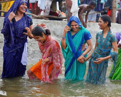 Allahabad, India, 20.01.2010, Hindus gather for the Magh Mela in Allahabad to take a holy dip at