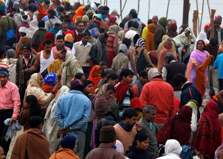 Allahabad, India, 20.01.2010, Hindus gather for the Magh Mela in Allahabad to take a holy dip at