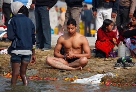 Allahabad, India, 20.01.2010, Hindus gather for the Magh Mela in Allahabad to take a holy dip at