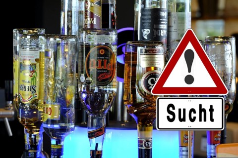 Symbolic image, warning sign for alcohol addiction, danger of addiction, alcohol abuse, health