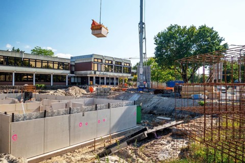 Construction site, start of structural work, new building, town hall, town centre, municipality of