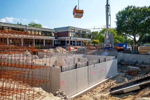 Construction site, start of structural work, new building, town hall, town centre, municipality of