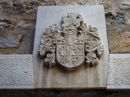 Stone relief, coat of arms on a house facade, Old Town of Vodice, Vodice, Dalmatia, Croatia, Europe