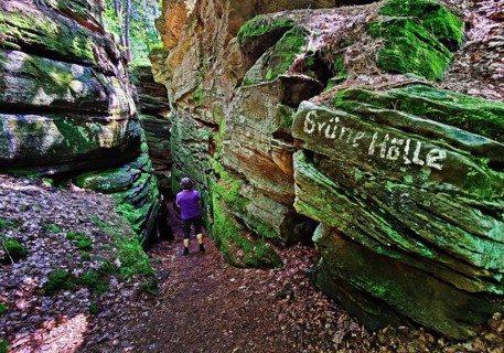The Grüne Hölle gorge, hiking trail in the red sandstone in the Sauerschweiz, Southern Eifel nature