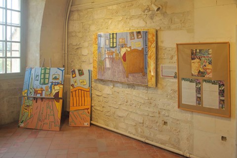 Museum Circut van Gogh with replica painting by Vincent van Gogh, Saint-Paul-de-Mausole, St,