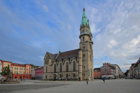 Gothic town church with twin towers and market square, Meiningen, Thuringia, Germany, Europe