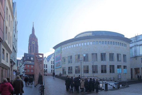 Market with cathedral and Schirn, people, tourists, New Old Town, Old Town, Frankfurt am Main,