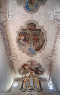 Ceiling painting and organ loft in the parish church Mariae Heimsuchung 15th century, baroqueised