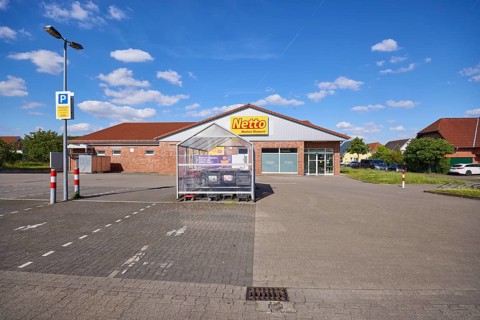 Netto Marken-Discount food discounter branch with car park in the Appelhülsen district, Nottuln,
