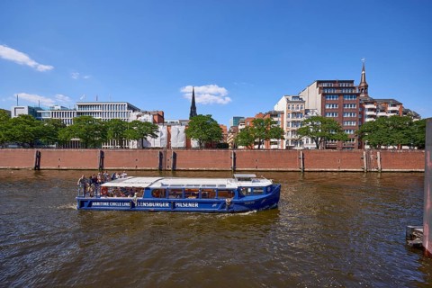 Harbour tour with the Maritime Circle Line in the customs canal in Hamburg's Speicherstadt, Free