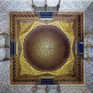 Ceiling, decorated with gold, arabesques, Arabic architecture, Salon of the Ambassadors in the
