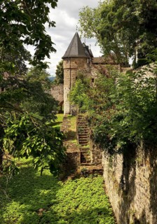 Friedberg Castle, southern castle fortifications with the deep moat, the so-called Hirschgraben,