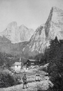 Chapel and shelter Hinterbärenbad in Tyrol in the Kaisertal in front of the fire of 1899, Two woman