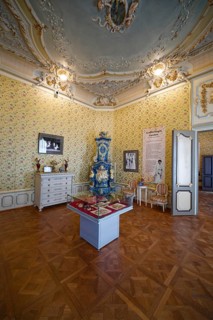 Dressing room of Princess Ida, museum, neoclassical Lower Castle, interior view, residential town