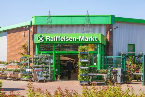 Raiffeisen Market with logo, Bad Zwischenahn, Lower Saxony, Germany, Europe