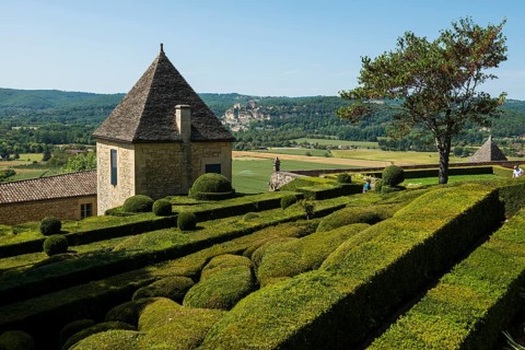 Boxwood garden, Les Jardins de Marqueyssac, Vezac, Dordogne, Périgord, Département Dordogne, Region