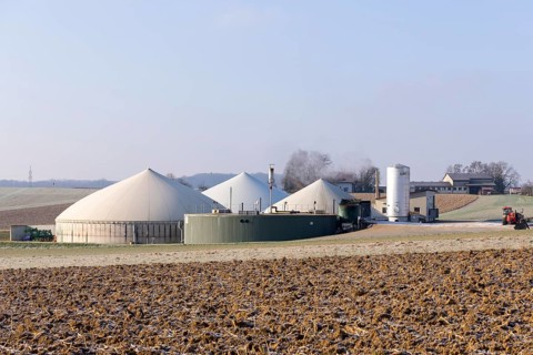 Symbolic image, energy transition, biogas plant near Backnang, arable farming, field,