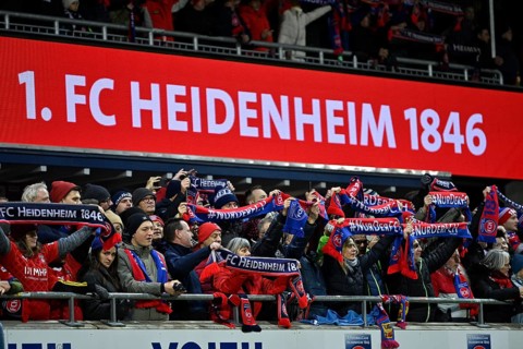 Fan block 1. FC Heidenheim 1846, fans, spectators, waving scarves, Voith-Arena, Heidenheim,