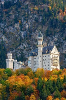 Neuschwanstein Castle in autumn, Schwangau, OstallgÃ¤u, AllgÃ¤u, Swabia, Upper Bavaria, Bavaria,