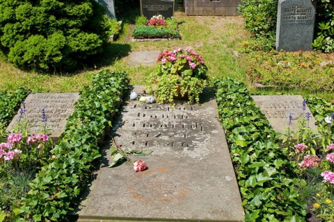 The Trinitatisfriedhof cemetery in Dresden's Johannstadt district is one of the city's burial