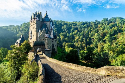 Castle Eltz in the region Volcanic Eifel, Rhineland Palatinate, Germany, Europe