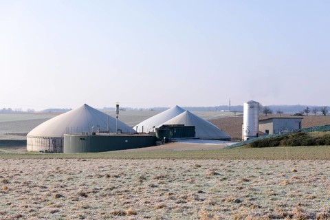 Symbolic image, energy transition, biogas plant near Backnang, arable farming, field,