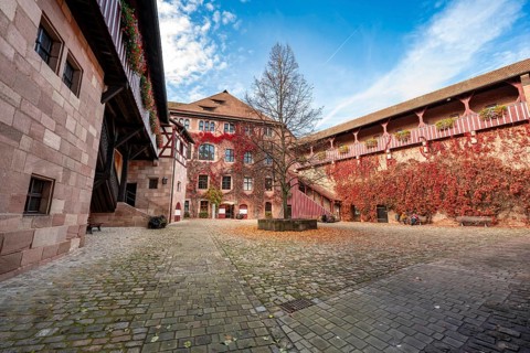 Inner courtyard in the Kaiserburg, in autumn, Nuremberg, Middle Franconia, Bavaria, Germany, Europe