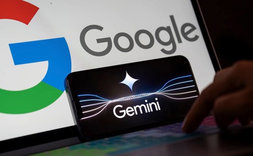 Guwahati, India. 8 December 2023. In this photo illustration a Gemini logo is displayed on a