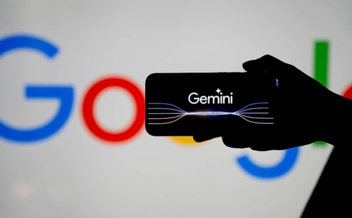 Guwahati, India. 8 December 2023. In this photo illustration a Gemini logo is displayed on a