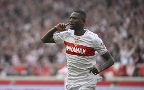 Goal celebration Serhou Guirassy VfB Stuttgart (09) Gesture, Gesture, MHPArena, MHP Arena