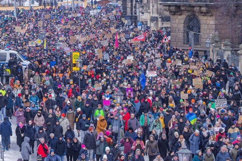 Several thousand people protested on Sunday in Dresden and elsewhere, against the AfD and in favour