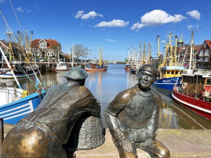 Harbour, Neuharlingersiel, East Frisia, Germany, Europe