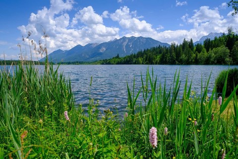 Barmsee, Karwendel mountains in the background, Krün, Werdenfelser Land, Upper Bavaria, Bavaria,