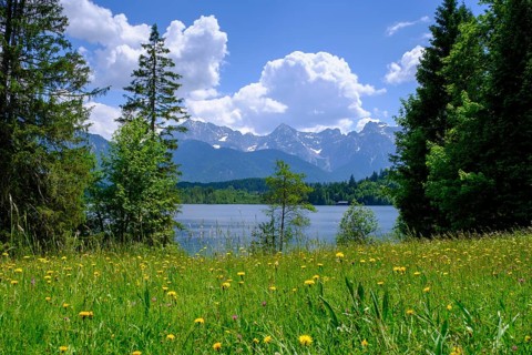 Barmsee, Karwendel mountains in the background, Krün, Werdenfelser Land, Upper Bavaria, Bavaria,