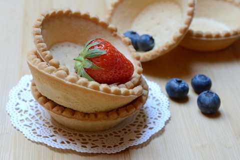 Tartelette, pre-made tartlet base with strawberry and blueberries