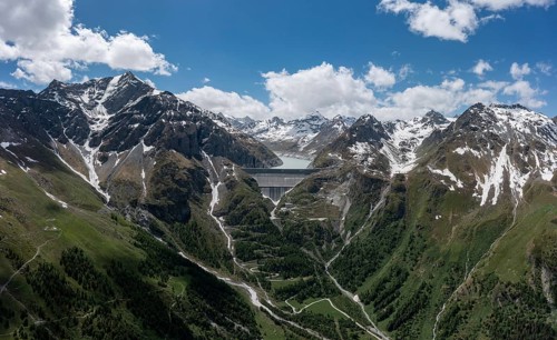 Aerial view of the Grand-Dixence dam and the Lac des Dix reservoir, in the Val d'Héremence in the