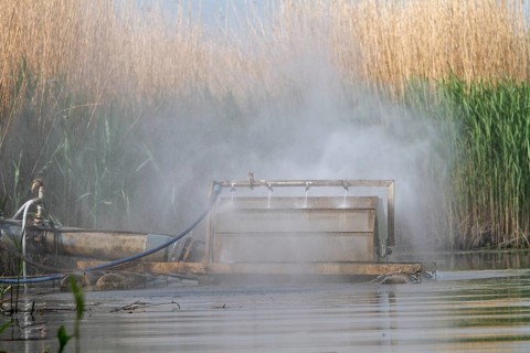 Water management facility to increase the oxygen content of the water, Peene Valley River Landscape