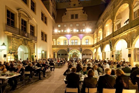 Residential palace small courtyard