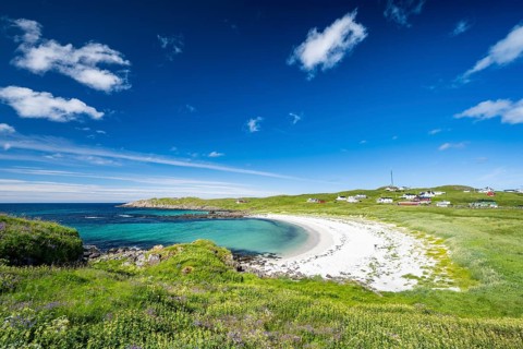 Beach in the fishing village of Hovden, coast, fjords and mountains, Langoya Island, Vesteralen