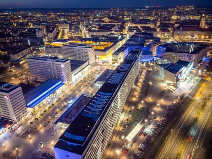 Prager StraÃŸe and St. Petersburger StraÃŸe, with the Prager Spitze, the Pullmann Hotel, the